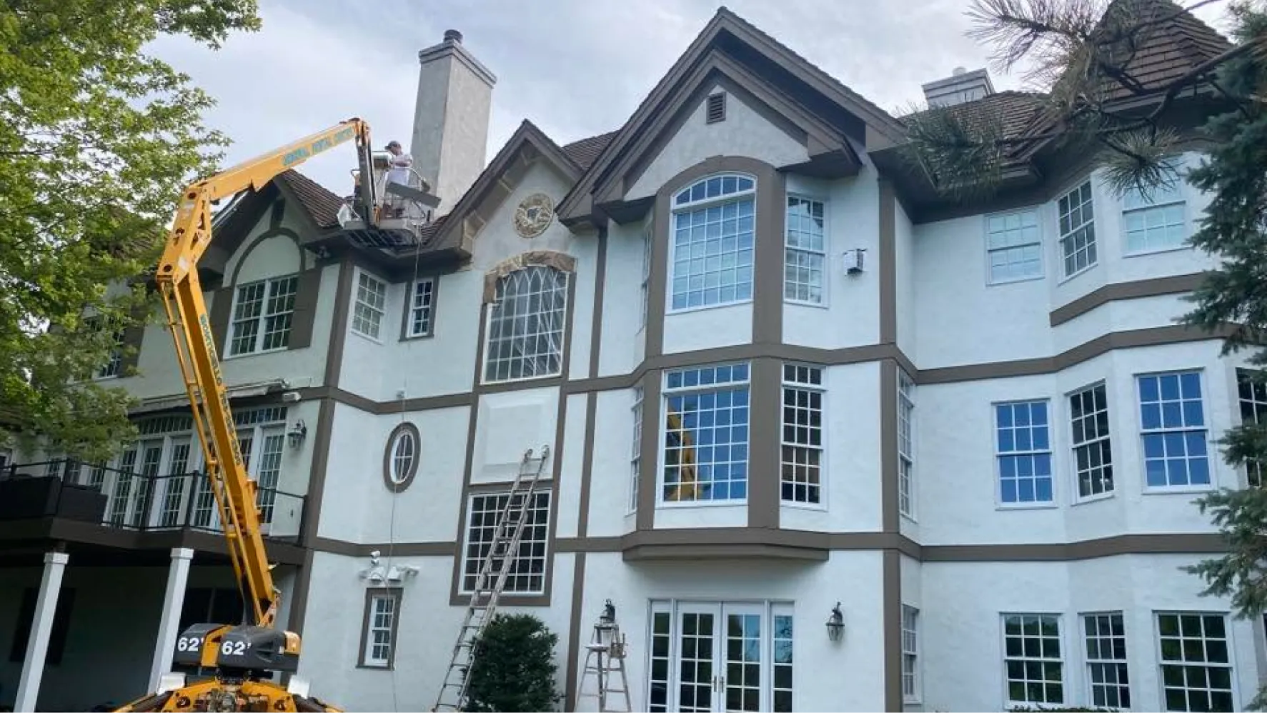 Exterior Painting & Staining Services Exterior Painting & Staining Services